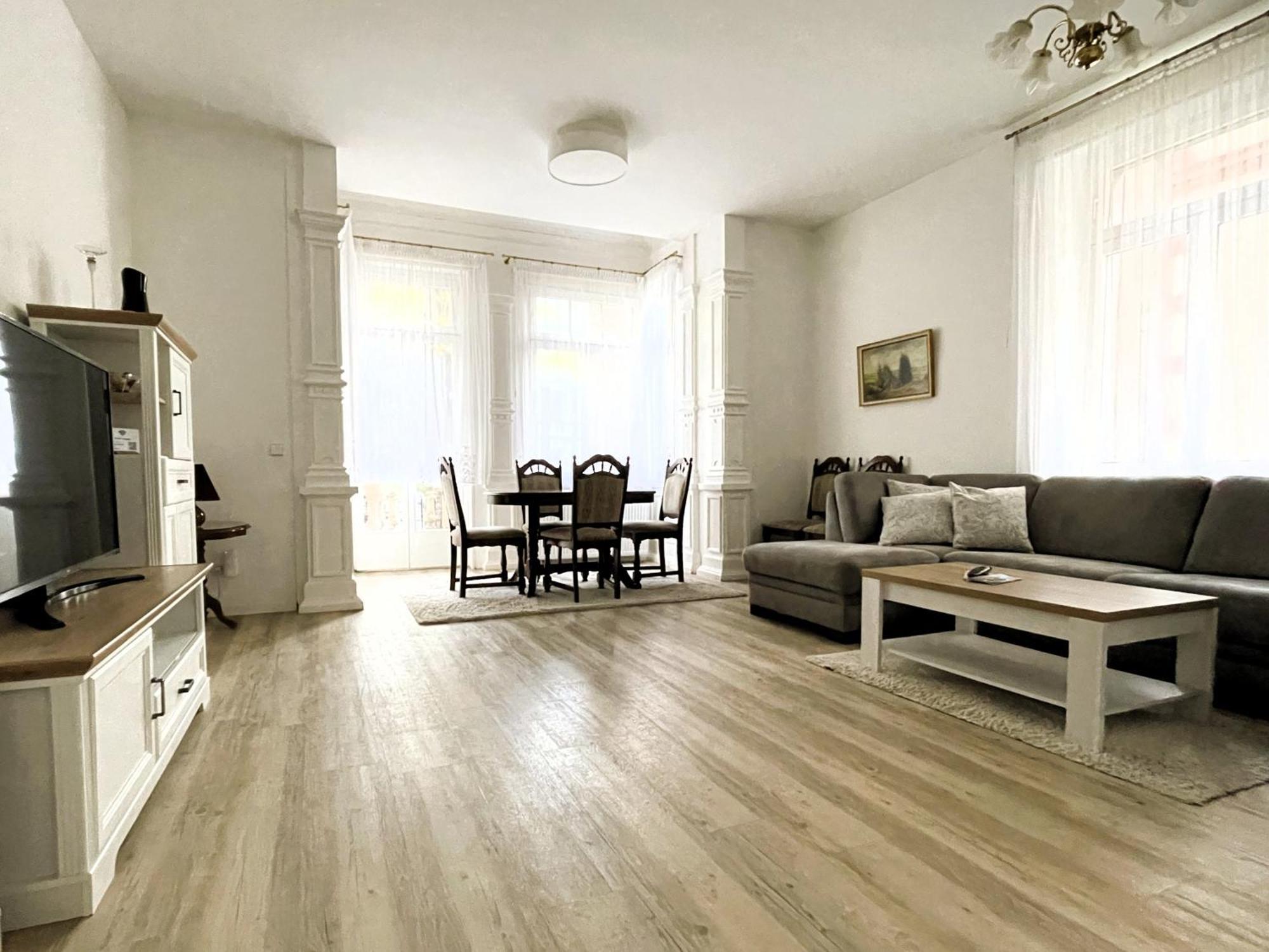 Fallersleben Apartment *